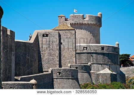 Croatia: Walls Of Dubrovnik With Sight On Minceta Tower. It Is The Most Prominent Point In The Defen