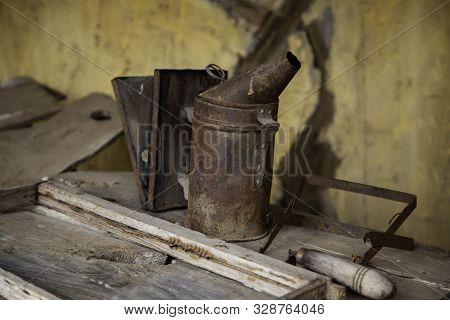 Old Rusty Oilcan, Old Tool Detail, Industrial