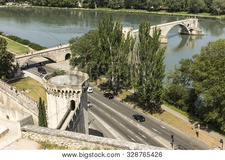 The Saint Bénézet Bridge, Known As The Avignon Bridge, Facing The City Of Villeneuve Les Vignon. Vau