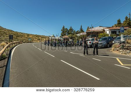 El Portillo, Tenerife, Spain - 07, July, 2019: Restaurant And Parking Place On The Main Noth Road To