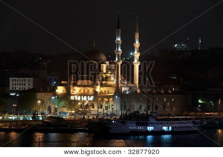 Yeni Camii - nové mešity, Istanbul, Turecko