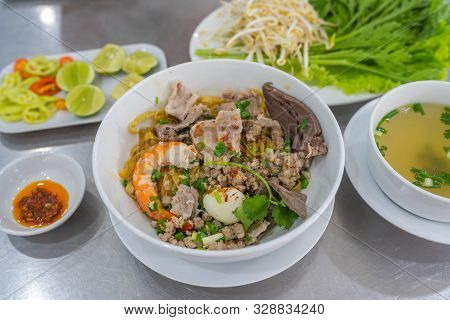 Hu Tiu Nam Vang - Vietnamese Famous Rice Noodles