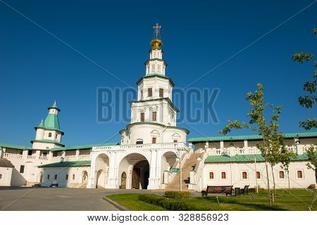 Gate Church Of The Lord's Entrance Into Jerusalem. Resurrection New Jerusalem Stauropegial Monastery