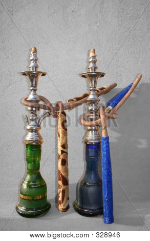 Shisha Pair - Desaturated