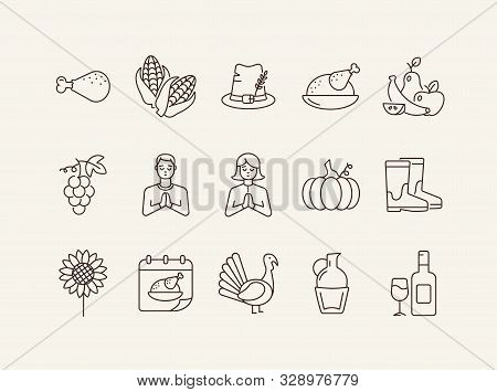 Thanksgiving Day Line Icon Set With Turkey And Pumpkin. Grape, Maize, Hat, Vegetables. Thanksgiving 