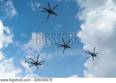 Zhukovsky, Russia-july 23, 2021: Maks-2021 International Air Show, An Exhibition Of Aircraft And Hel