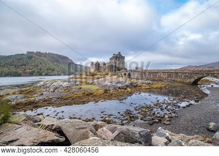 Eilean Donan Castle, Dornie, Kyle Of Lochalsh In Scottish Highlands.
