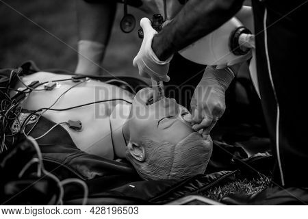 Bucharest, Romania - July 28, 2021: Paramedics Perform Cpr To A Plastic Dummy During A Public Demons