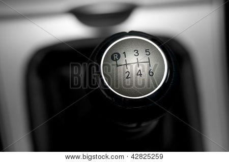 gearstick 6 rychlostí auta