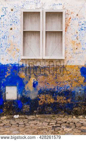 Obidos, Portugal - June 30, 2021: Beautiful Textured Wall In The Midieval Town Of Obidos