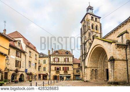 Beaulieu Sur Dordogne, France - June 23,2021 - View At The Church Of Saint Pierre In The Streets Of 