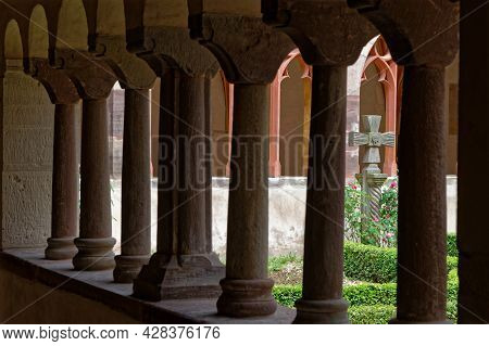 Strasbourg, France, June 24, 2021 : Columns And Arches Of Saint-pierre-le-jeune Protestant Church Cl