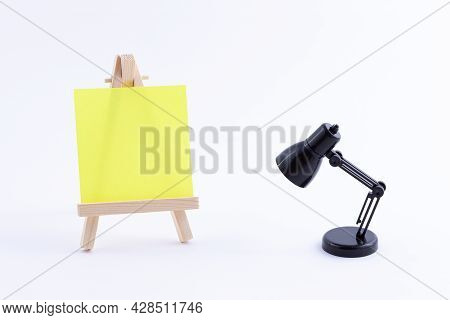Wooden Easel Miniature With Blank Colored Square Canvas Or Memo Paper - Mockup. Mini Wooden Stand Wi
