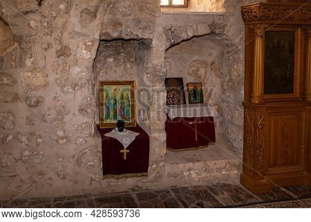 Jerusalem, Israel, July 17, 2021 : Icons In The Interior Of The Small Feodorovsky Monastery In Chris