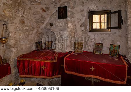 Jerusalem, Israel, July 17, 2021 : Icons In The Interior Of The Small Feodorovsky Monastery In Chris