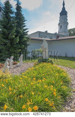 Chelm, Poland, Juny 5, 2019: Shrine, The Basilica Of The Virgin Mary In Chelm In Eastern Poland Near