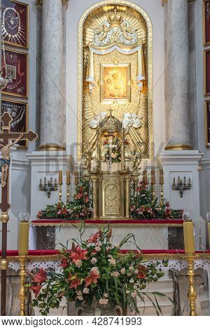 Chelm, Poland - July 5, 2021: Inside The Shrine, The Basilica Of Virgin Mary In Chelm In Eastern Pol
