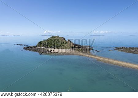 An Island You Can Walk To At Low Tide. North Red Cliff Island, Finlaysons Point, Seaforth, Queenslan