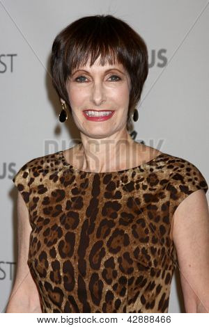 LOS ANGELES - MAR 1: Gale Anne Hurd pojawia się w przypadku PaleyFEST 