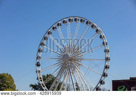 Gdansk, Poland - Sept 9, 2020: Ferris Wheel On The Granary Island In Gdansk, Poland