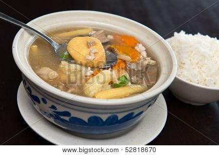 Claypot Tofu With Mixed Vegetable