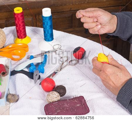 Making Traditional Pelota Balls