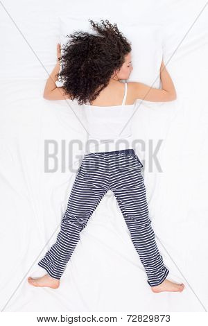 Female sleeping Freefaller pose
