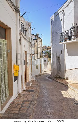 Alleyway. Laterza. Puglia. Italy.