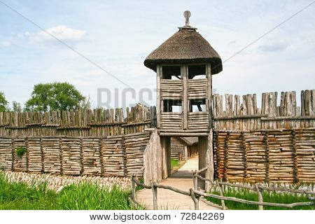 archaeological settlement in Biskupin entrance