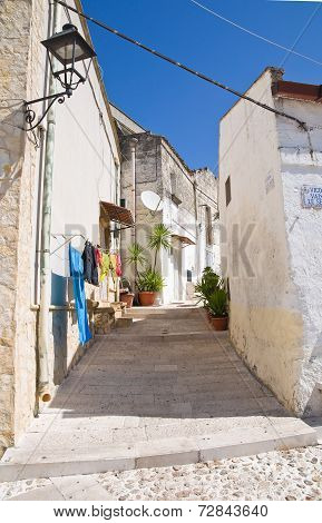 Alleyway. Laterza. Puglia. Italy.