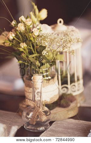 Vintage decorations on the wedding table
