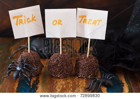 Halloween Sweets Treak Or Treat  Brigadeiro, Spider, Witch Hat