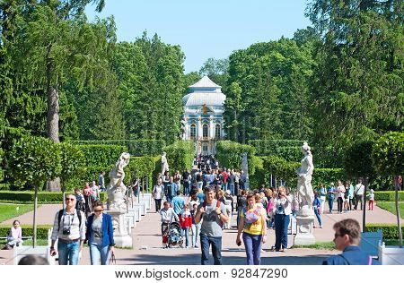 Tsarskoye Selo (Pushkin), Saint-Petersburg, Russia. Tourists in the Catherine Park