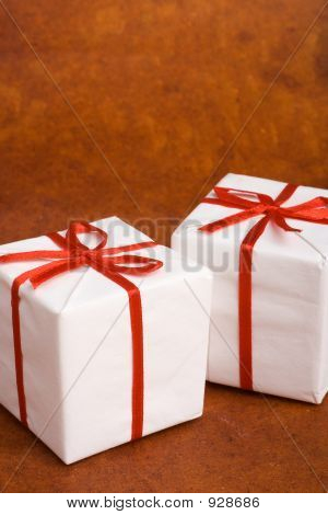 Weiße Weihnachtsgeschenke