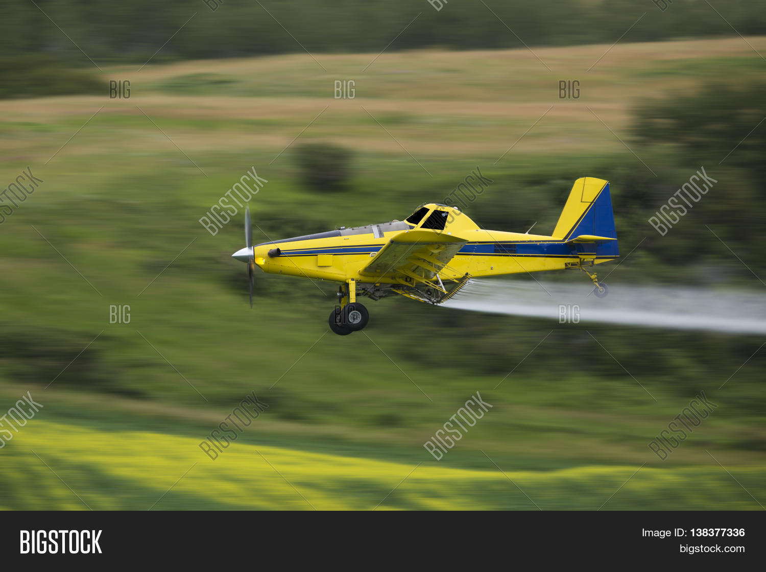 Crop Duster Spraying Image & Photo (Free Trial) Bigstock