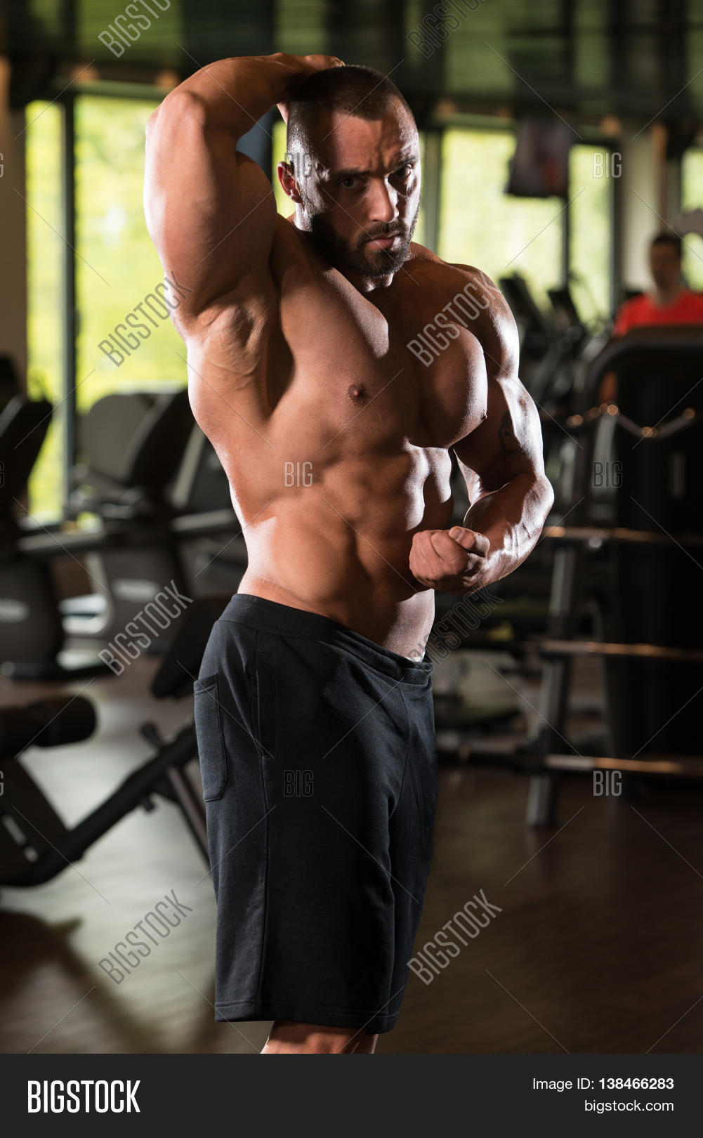 Bodybuilder 图片和照片（免费试用） | Bigstock