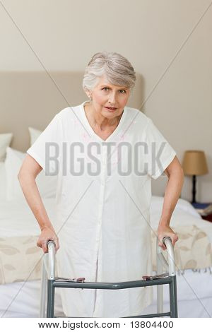 그녀의 짐머 프레임으로 수석 여자