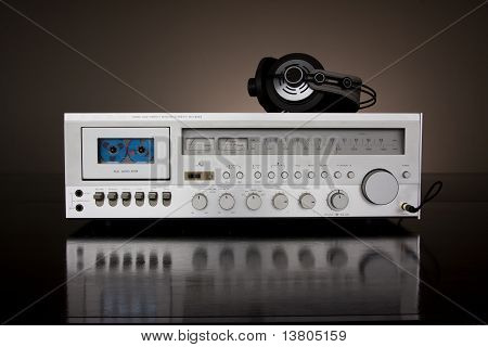 Ricevitore registratore a cassette stereo vintage