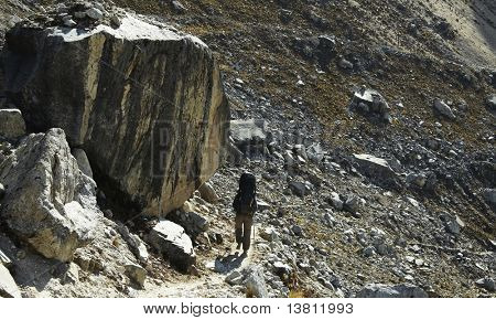 Gidiş dağcı Ishinca Trek