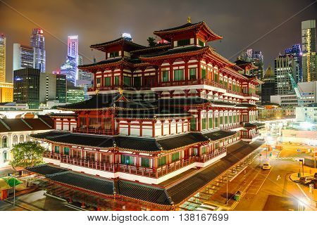 Buddha Tooth Relic temple in Singapore at night