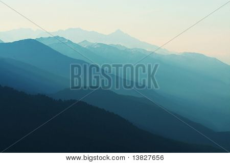 Blue Mountain silueta
