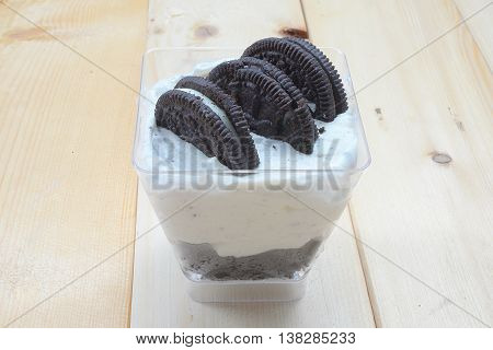 Oreo cheesecake, cookies and cream, cupcakes, homemade.