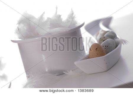 Ovos de Páscoa feliz feriado