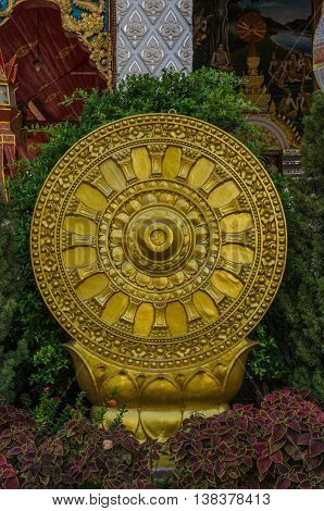 Haripunchai Temple, Sculpture gold, in Lampoon Thailand.