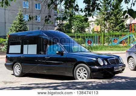 Mercedes-benz W210 E-class
