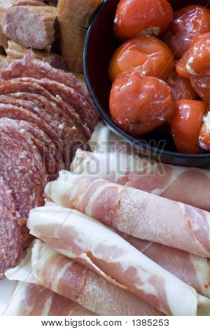 Antipasti ; Viandes et poivrons farcis