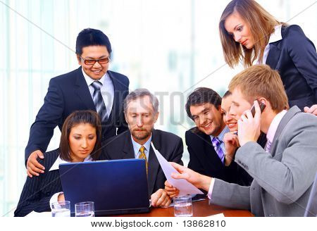 Businessteam en oficina