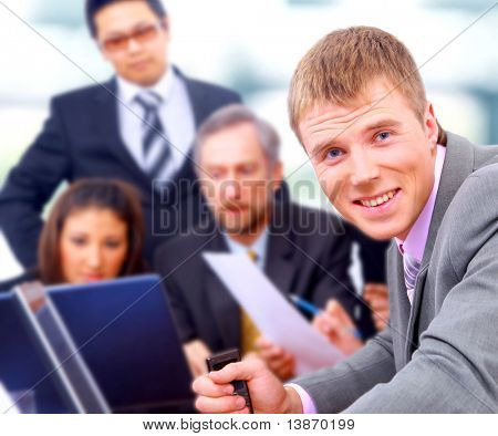 Businessteam en oficina