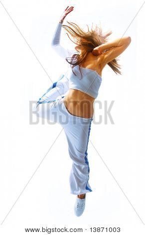 joven atractiva baile, pelo volando