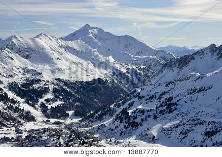 Obertaurn Ski Resort w austriackich Alpach
